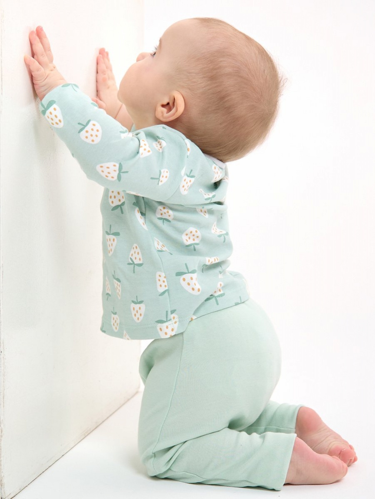 Костюм для новорожденных домашний 