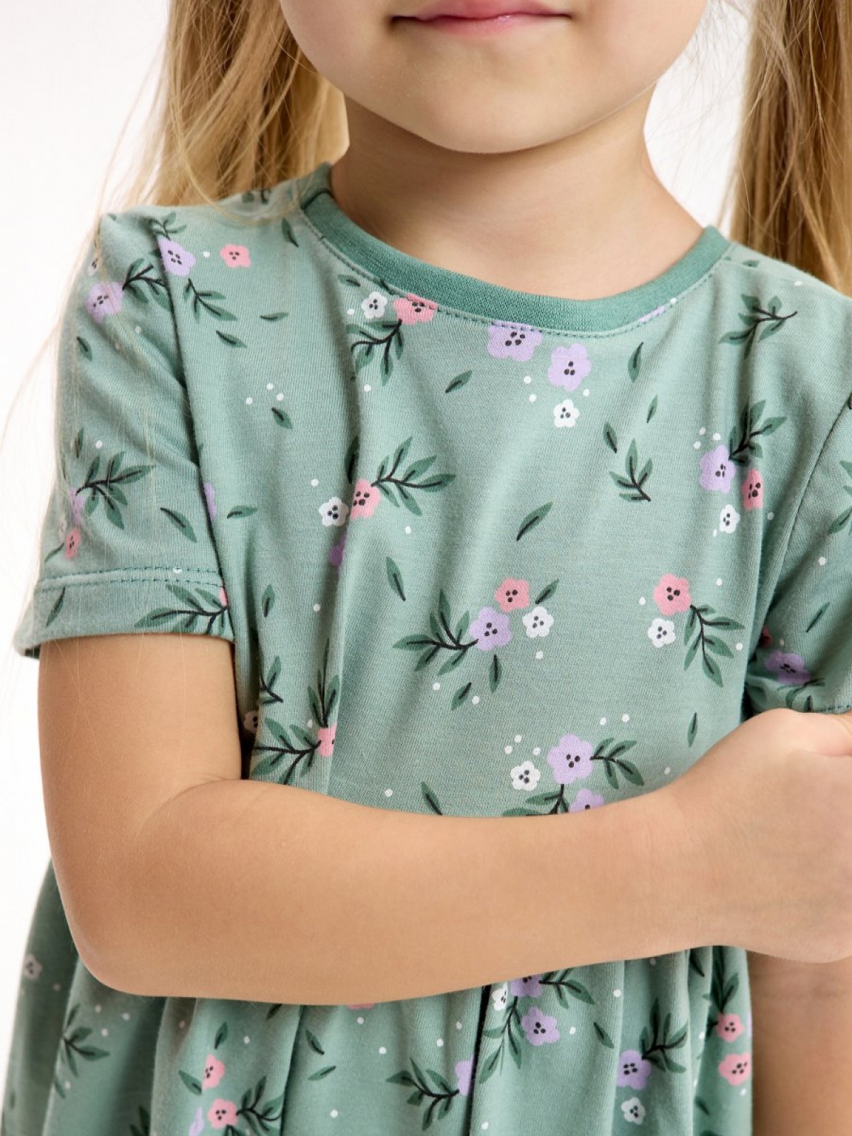 Платье нарядное в садик с коротким рукавом