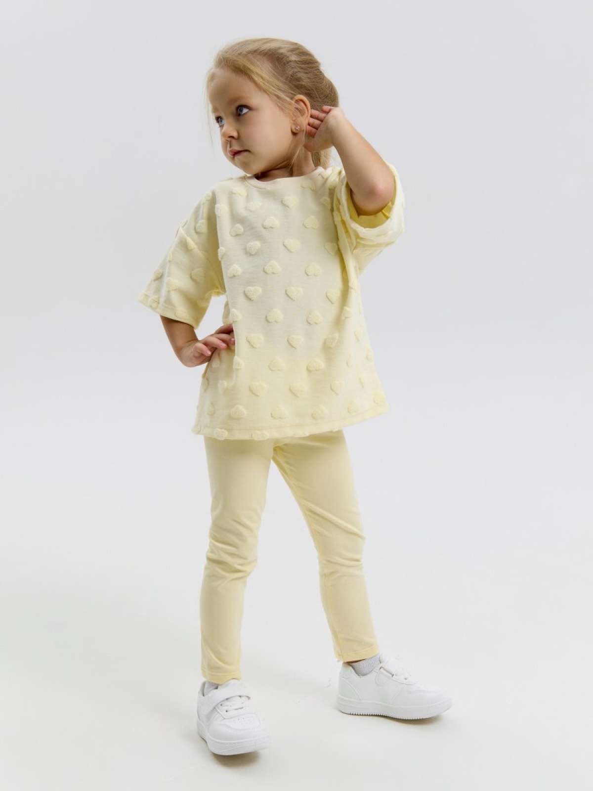 Костюм для девочки в садик футболка и леггинсы