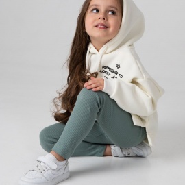 Лосины являются идеальным вариантом для маленьких модниц. Эти легинсы отлично подойдут как для по...