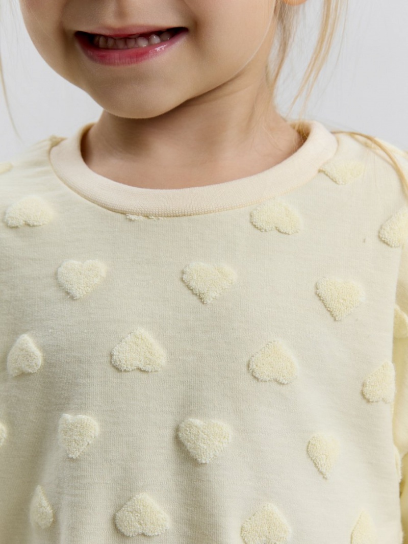 Костюм для девочки в садик футболка и леггинсы