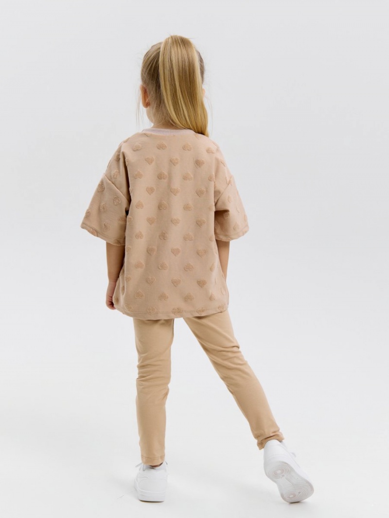 Костюм детский бежевый брюки и футболка